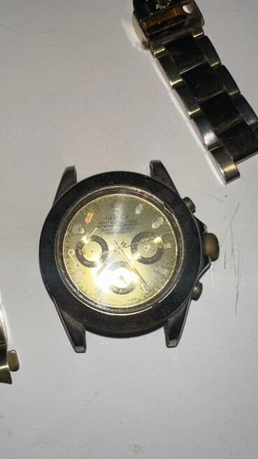 İşlənmiş, Klassik Saat dəsti, rəng - Qızılı lalafo.az -da İşlənmiş, Klassik Saat dəsti, rəng - Qızılı