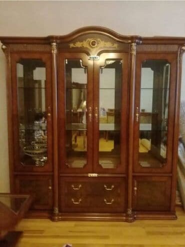 İşlənmiş, Servant, Kreslolar, Komod, İtaliya lalafo.az -da İşlənmiş, Servant, Kreslolar, Komod, İtaliya