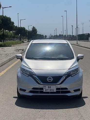 Nissan Note: 1.2 l | 2018 il Hetçbek lalafo.az -da Nissan Note: 1.2 l | 2018 il Hetçbek