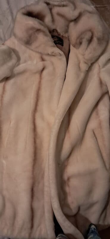 Kürk, rəng - Bej lalafo.az -da Kürk, rəng - Bej