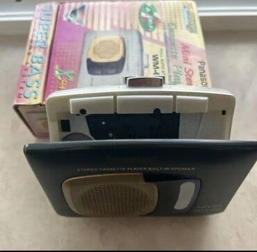 MP3 player satılır.Kaset ilə işləyir.Qutusu var.Üstündə 2 dənə kaset lalafo.az -da MP3 player satılır.Kaset ilə işləyir.Qutusu var.Üstündə 2 dənə kaset