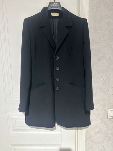 Qara uzun pencek 15 azn satilir Ölçüsü tam deqiq deye bilmerem men lalafo.az -da Qara uzun pencek 15 azn satilir Ölçüsü tam deqiq deye bilmerem men