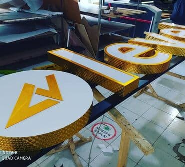 Reklam işlərinin yüksək səviyyədə görülməsi.Isiqli və sade qabarıq lalafo.az -da Reklam işlərinin yüksək səviyyədə görülməsi.Isiqli və sade qabarıq