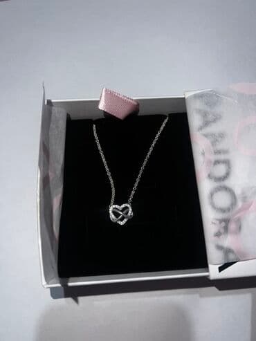 Pandora gümüş boyunbağı – ürək və sonsuzluq işarəsinin birləşdiyi lalafo.az -da Pandora gümüş boyunbağı – ürək və sonsuzluq işarəsinin birləşdiyi