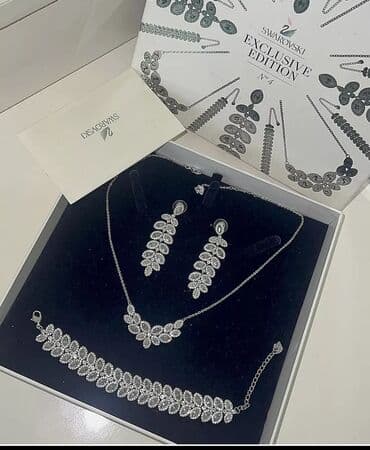 Orginal swarowskidi magazasinan almisam pasportuda var. exclusiv lalafo.az -da Orginal swarowskidi magazasinan almisam pasportuda var. exclusiv