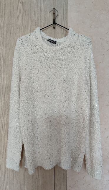 1 dəfə geyinilib. Yumşaq toxuma. Üzəri xırda biserlidir. Səliqəli lalafo.az -da 1 dəfə geyinilib. Yumşaq toxuma. Üzəri xırda biserlidir. Səliqəli