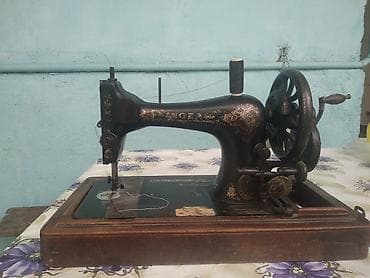 Antik mexaniki tikiş maşını – əl fırlatma qolu ilə Xüsusiyyətlər: - lalafo.az -da Antik mexaniki tikiş maşını – əl fırlatma qolu ilə Xüsusiyyətlər: -