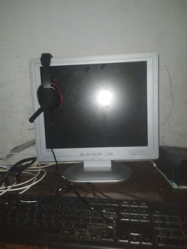 Stolüstü kompüter dəsti Dəst aşağıdakılardan ibarətdir: - Sistem lalafo.az -da Stolüstü kompüter dəsti Dəst aşağıdakılardan ibarətdir: - Sistem