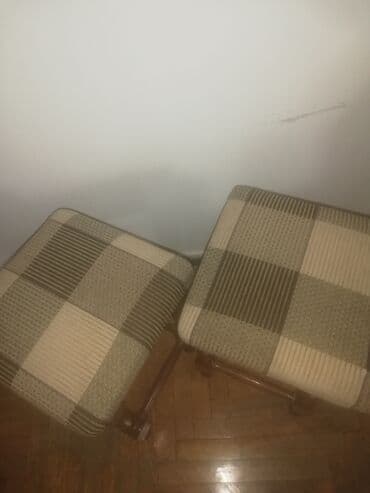 Oturacaq. 2 ci əl. 3 ədəd. Tə'mirə ehtiyacı var. 20 azn lalafo.az -da Oturacaq. 2 ci əl. 3 ədəd. Tə'mirə ehtiyacı var. 20 azn