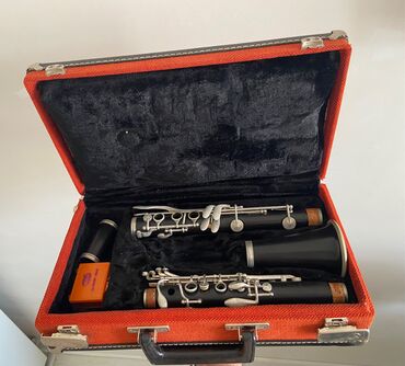 B klarnet ağac orginaldi,çatı partdaği yoxdu lalafo.az -da B klarnet ağac orginaldi,çatı partdaği yoxdu