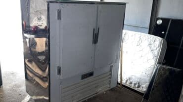 Paslanmayan poladdan hazırlanmış şüşəli soyuducu vitrin - Ön hissəsi lalafo.az -da Paslanmayan poladdan hazırlanmış şüşəli soyuducu vitrin - Ön hissəsi