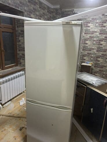 Сепараторы: Mətbəx üçün iki qapılı soyuducu - Rəng: ağ - Aşağıda dondurucu at lalafo.az — 1 Сепараторы: Mətbəx üçün iki qapılı soyuducu - Rəng: ağ - Aşağıda dondurucu — 1