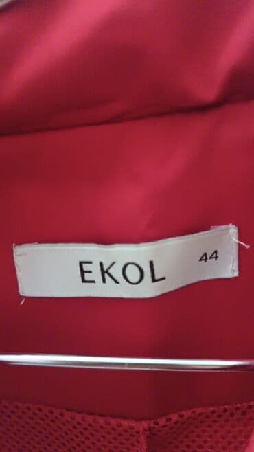 Vetrovka kurtka, L lalafo.az -da Vetrovka kurtka, L