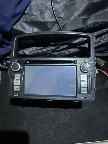 Mitsubishi Pajero 4 üçün multimedia/naviqasiya sistemi - Ön paneldə lalafo.az -da Mitsubishi Pajero 4 üçün multimedia/naviqasiya sistemi - Ön paneldə