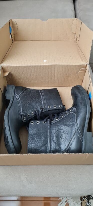 Merinos firmasınındır,42 razmerdir. Polşadan alınıb, təbii dəridir lalafo.az -da Merinos firmasınındır,42 razmerdir. Polşadan alınıb, təbii dəridir