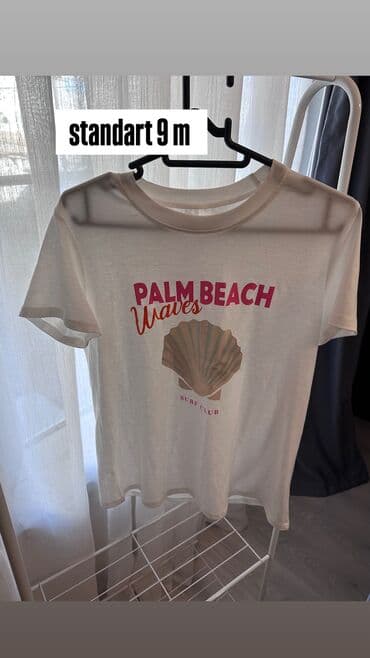 Ağ rəngli qısaqol T‑shirt. Ön hissədə “PALM BEACH Waves” yazısı və lalafo.az -da Ağ rəngli qısaqol T‑shirt. Ön hissədə “PALM BEACH Waves” yazısı və