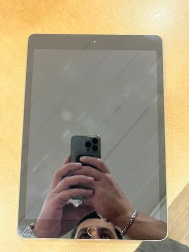 İşlənmiş Apple iPad 8 (2020), 10,2", < 64 GB, Pulsuz çatdırılma lalafo.az -da İşlənmiş Apple iPad 8 (2020), 10,2", < 64 GB, Pulsuz çatdırılma