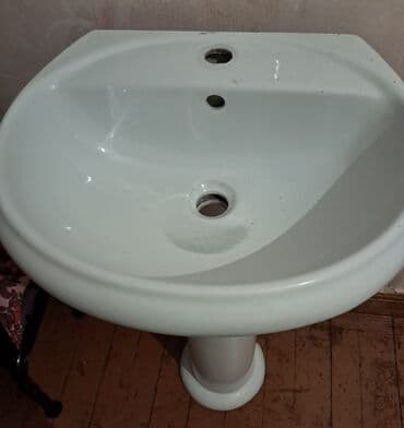 Hamam ücün moyka tülpan işlənmiş sökulu haldadı,hec bir sınığı cartı lalafo.az -da Hamam ücün moyka tülpan işlənmiş sökulu haldadı,hec bir sınığı cartı