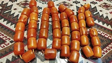 Məhsul: Təsbeh muncuqları (iki fərqli dəst) - Material: - Dəst 1 at lalafo.az Məhsul: Təsbeh muncuqları (iki fərqli dəst) - Material: - Dəst 1