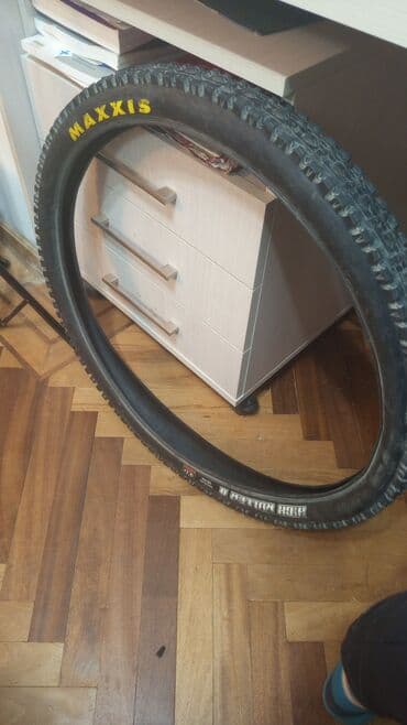 Maxxis high roller 2 . 26 2.40 satılır 1 hefte istifade olunub ideal lalafo.az -da Maxxis high roller 2 . 26 2.40 satılır 1 hefte istifade olunub ideal