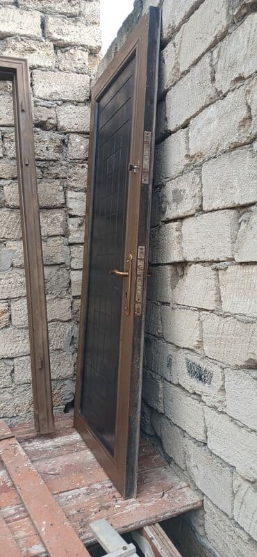 İşlənmiş Giriş qapısı Glazok ilə, Zəmanətsiz, Ödənişli quraşdırma, Ünvandan götürmə lalafo.az -da — 10 İşlənmiş Giriş qapısı Glazok ilə, Zəmanətsiz, Ödənişli quraşdırma, Ünvandan götürmə — 10