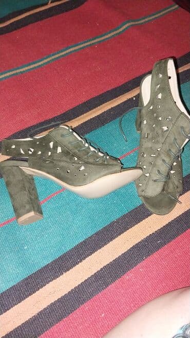 Ölçü: 39, Yeni lalafo.az -da Ölçü: 39, Yeni