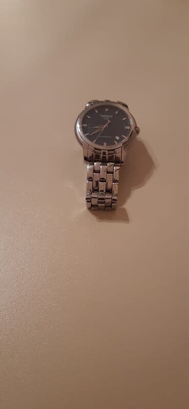 Tissot arjnal əla madeldi əla işləyir riyal alciya endrim olcağ lalafo.az -da Tissot arjnal əla madeldi əla işləyir riyal alciya endrim olcağ