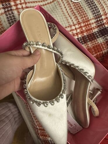 ❤️Nikahda bir dəfə geyinmişəm 14azn satıram lalafo.az -da ❤️Nikahda bir dəfə geyinmişəm 14azn satıram