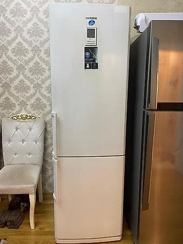 2 двери Samsung Холодильник Продажа, цвет - Белый at lalafo.az 2 двери Samsung Холодильник Продажа, цвет - Белый