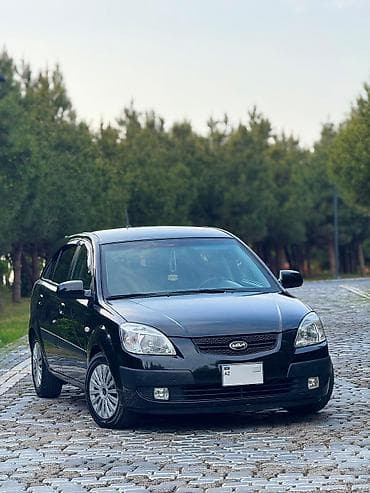 Kia Rio hatchback Xarici görünüş: - Rəng: qara - 5 qapılı hatchback lalafo.az -da Kia Rio hatchback Xarici görünüş: - Rəng: qara - 5 qapılı hatchback