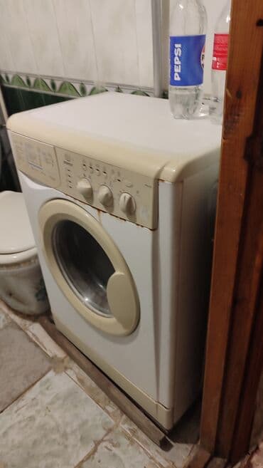 Məhsul: Paltaryuyan maşın və soyuducu dəsti 1) Paltaryuyan maşın - lalafo.az -da Məhsul: Paltaryuyan maşın və soyuducu dəsti 1) Paltaryuyan maşın -