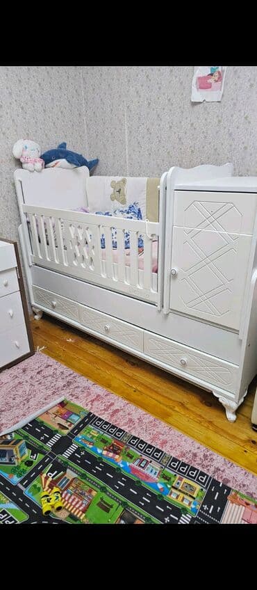 Oğlan və qız üçün, İşlənmiş, Dördbucaq, Beşik, Dəst ilə, Matras ilə, Yellənmə mexanizm ilə lalafo.az -da Oğlan və qız üçün, İşlənmiş, Dördbucaq, Beşik, Dəst ilə, Matras ilə, Yellənmə mexanizm ilə