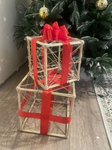 LED işıqlı dekorativ “hədiyyə qutuları” seti - 2 ədəd kub formasında lalafo.az -da LED işıqlı dekorativ “hədiyyə qutuları” seti - 2 ədəd kub formasında