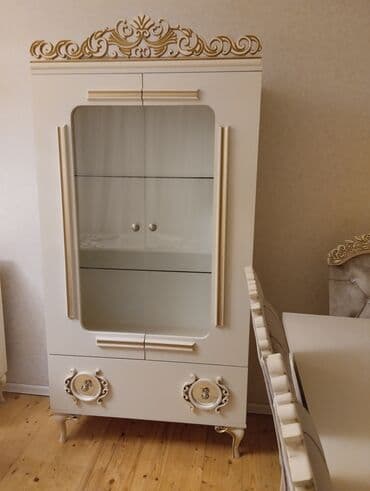 Стеклянная витрина-шкаф at lalafo.az — 1 Стеклянная витрина-шкаф — 1