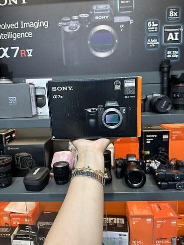 Sony Alpha 7C III (α7C III) tam kadr gücü kompakt gövdədə lalafo.az -da Sony Alpha 7C III (α7C III) tam kadr gücü kompakt gövdədə