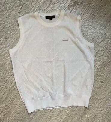 Port Bakudan alınıb Ağ rəngli qadın jileti (sviter jileti). - lalafo.az -da Port Bakudan alınıb Ağ rəngli qadın jileti (sviter jileti). -