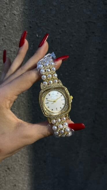 Qol saatı, Patek Phillipe, rəng - Qızılı lalafo.az -da Qol saatı, Patek Phillipe, rəng - Qızılı