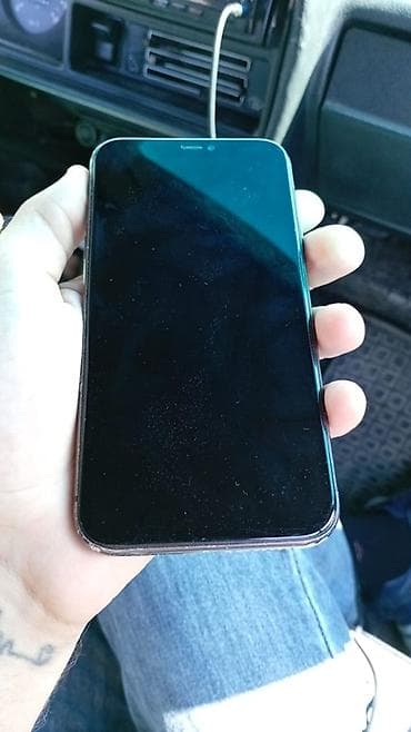 IPhone 11, 128 GB, Qara, Qırıq lalafo.az -da IPhone 11, 128 GB, Qara, Qırıq