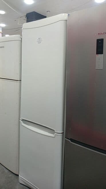 Aşağıdan donduruculu iki qapılı soyuducu - Korpus rəngi: ağ - Dizayn lalafo.az -da Aşağıdan donduruculu iki qapılı soyuducu - Korpus rəngi: ağ - Dizayn