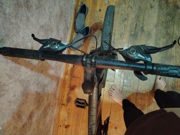 Velosipedi – dağ/şosse qarışıq üslubda, qara rəng. Texniki lalafo.az -da Velosipedi – dağ/şosse qarışıq üslubda, qara rəng. Texniki