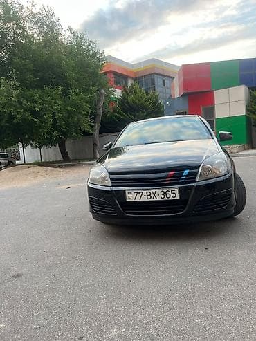 Marka/model: Opel Astra H (hatchback, 5 qapı) Rəng: qara (parlaq) at lalafo.az Marka/model: Opel Astra H (hatchback, 5 qapı) Rəng: qara (parlaq)
