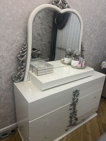 Yeni, Güzgülü, Malayziya lalafo.az -da Yeni, Güzgülü, Malayziya