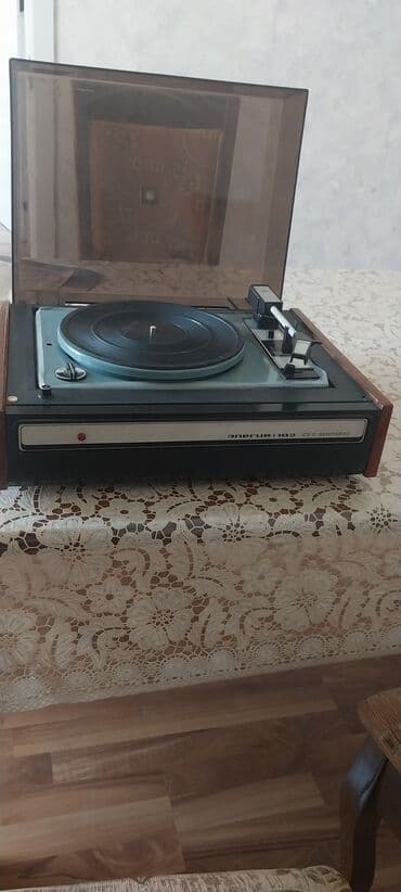 Məhsul: “Электроника 102 Стерео” vinil pikapu Xüsusiyyətlər: - lalafo.az -da Məhsul: “Электроника 102 Стерео” vinil pikapu Xüsusiyyətlər: -