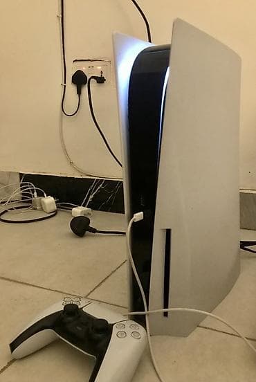 Playstation 5 fat model yaxşı vəziyyətdə 825 yaddaş az işlənmiş yeni lalafo.az -da Playstation 5 fat model yaxşı vəziyyətdə 825 yaddaş az işlənmiş yeni