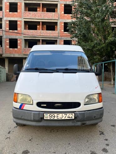 Ford Transit: 2.5 l | 1999 il 390000 km Van/Minivan lalafo.az -da Ford Transit: 2.5 l | 1999 il 390000 km Van/Minivan