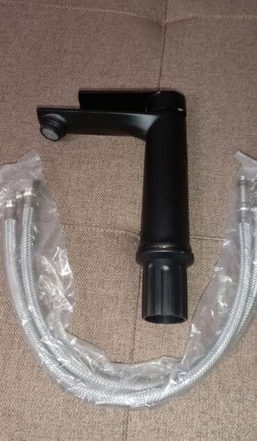 Alev markalı mat qara rəngdə qarışdırıcı kran (hamam/qabyuyan üçün) - lalafo.az -da Alev markalı mat qara rəngdə qarışdırıcı kran (hamam/qabyuyan üçün) -