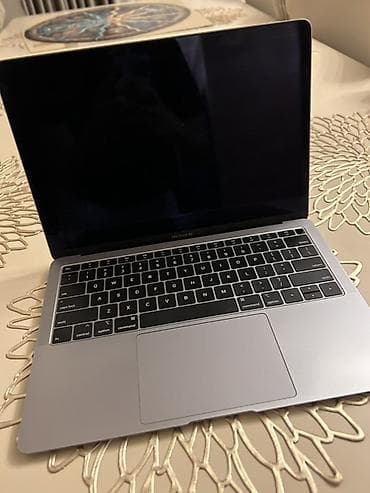 Apple MacBook Air (Space Gray) - Model: MacBook Air 2019 - Rəng lalafo.az -da Apple MacBook Air (Space Gray) - Model: MacBook Air 2019 - Rəng