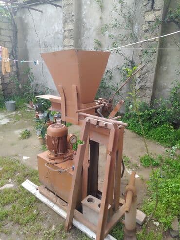 Lego kərpic düzəltmək üçün aparat satılır. Hər şey ideal vəziyyətdədir lalafo.az -da Lego kərpic düzəltmək üçün aparat satılır. Hər şey ideal vəziyyətdədir