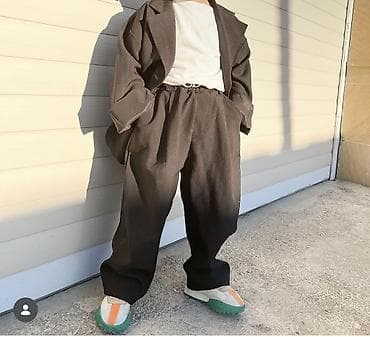 Oversize kostyum dəsti – gündəlik və casual tərz üçün Məhsulun lalafo.az -da Oversize kostyum dəsti – gündəlik və casual tərz üçün Məhsulun