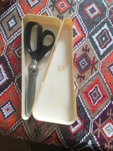 Ziq zaq derzi qayçisi 25 azn lalafo.az -da Ziq zaq derzi qayçisi 25 azn